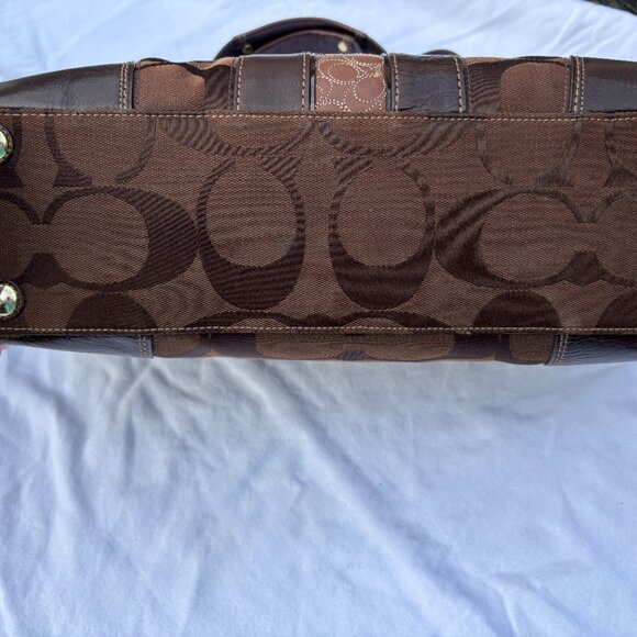 Coach Brown Hamton Signature Shoulder Bag # 11072 - Picture 9 of 14
